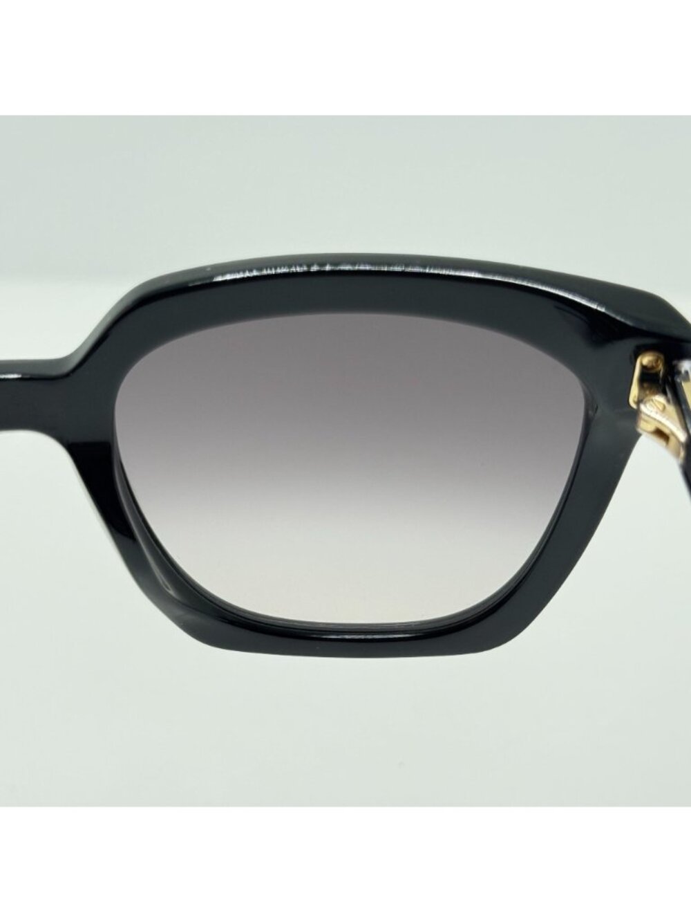 Escada Sunglasses SESF56K 0700 Bangladesh 52-20-140 - Picture 10 of 10